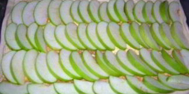 Рецепт слоеного дрожжевого теста с яблоками