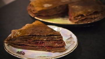 Рецепт Блинного вишнево-шоколадный торт