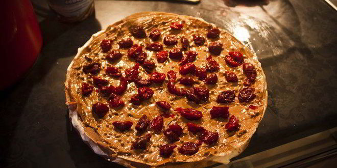 Рецепт блинного вишнево-шоколадный торт