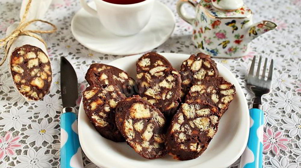 Как приготовить шоколадную колбаску торт из печенья вкусно и просто