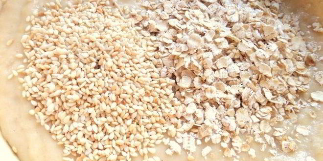 Рецепт овсяных вафель с кунжутом