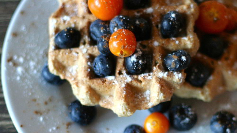 Как приготовить толстые вегетарианские вафли из кешью и овсянки