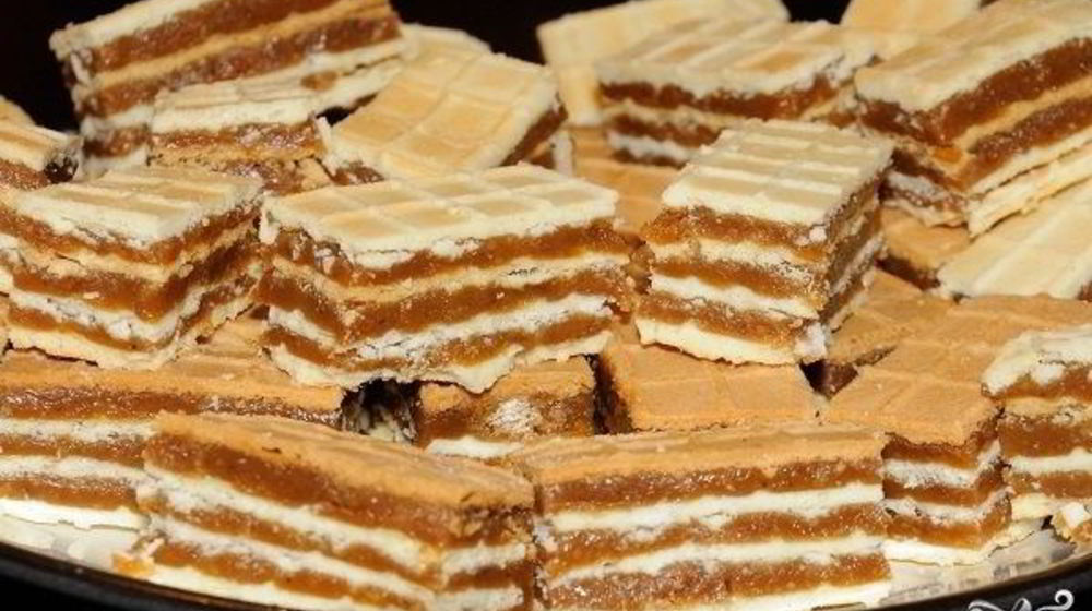 Как приготовить вафли с карамелью