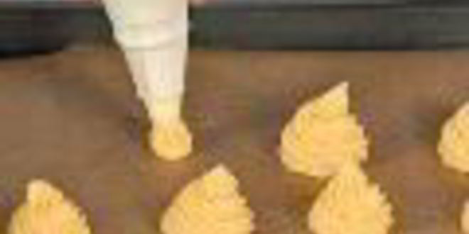 Рецепт профитролей с кремом из лосося