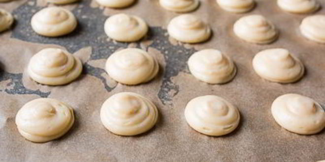 Рецепт профитролей с острым куриным салатом