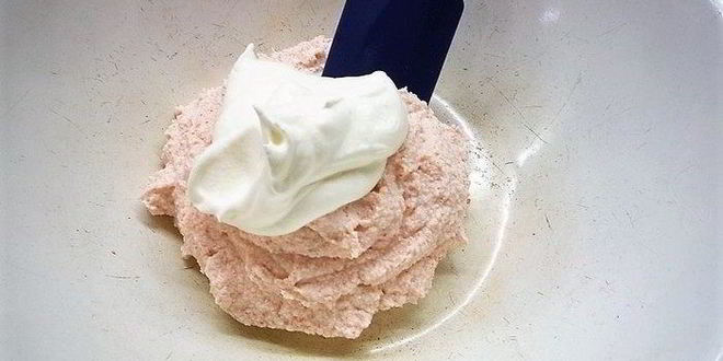 Рецепт профитролей с пармезаном и муссом из крабового мяса