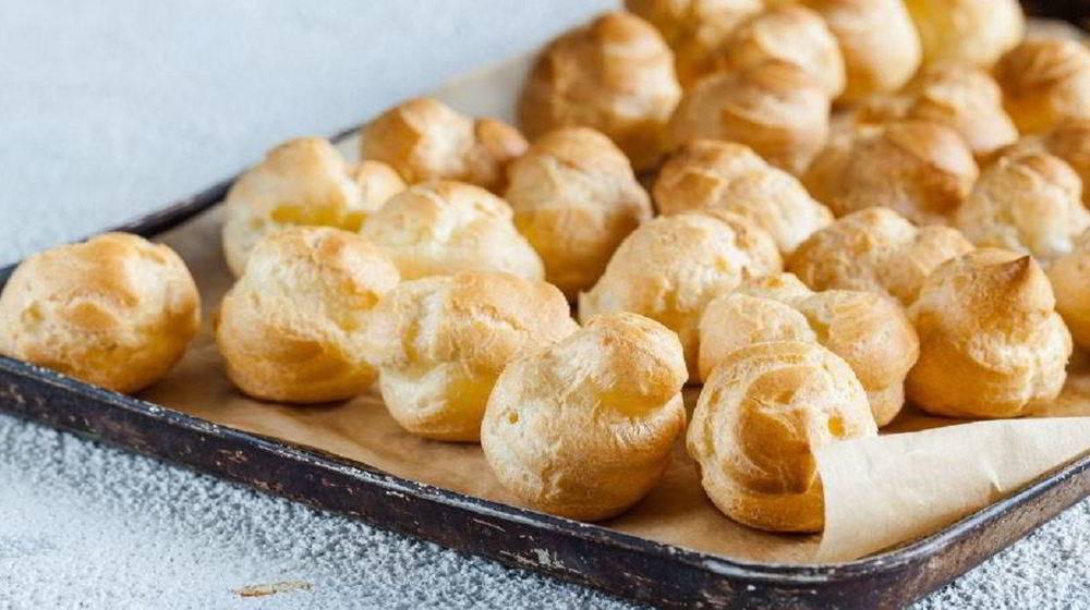 Как приготовить профитроли с заварным кремом