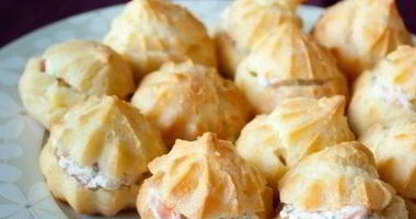 Рецепт Профитролей со сливочным сыром и лососем
