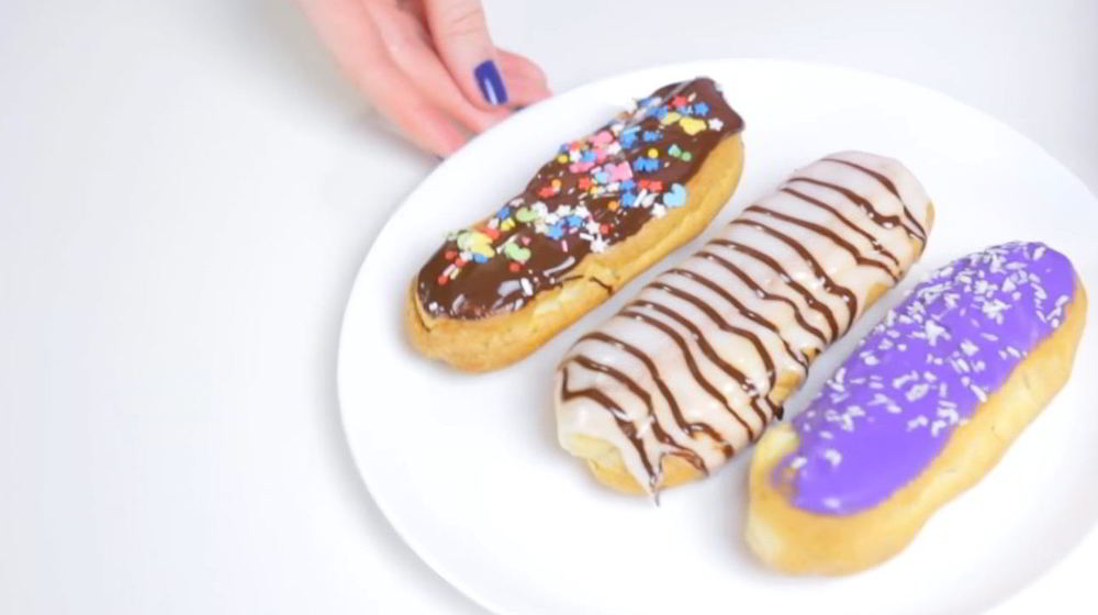 Как приготовить простые эклеры