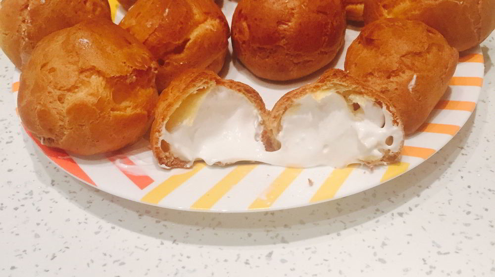 Как приготовить эклеры с заварным белковым кремом