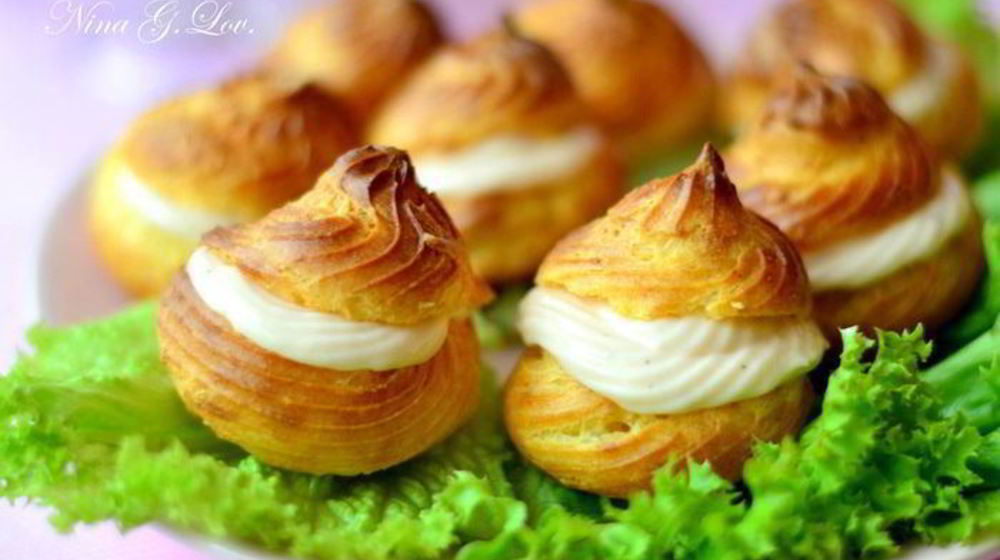 Как приготовить закусочные профитроли со сливочно-лососевым крем-муссом