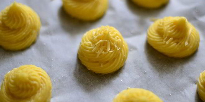 Рецепт закусочных профитролей со сливочно-лососевым крем-муссом