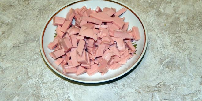 Рецепт картофельной запеканки с колбасой