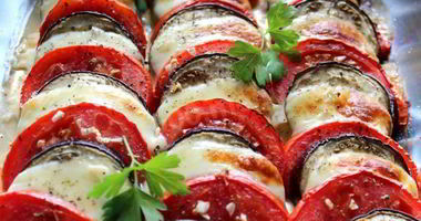 Рецепт Запеканки из баклажанов с помидорами и сыром в духовке