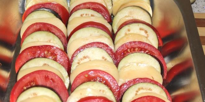 Рецепт запеканки из баклажанов с помидорами и сыром в духовке