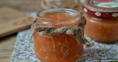 Рецепт Аджики без перца на зиму