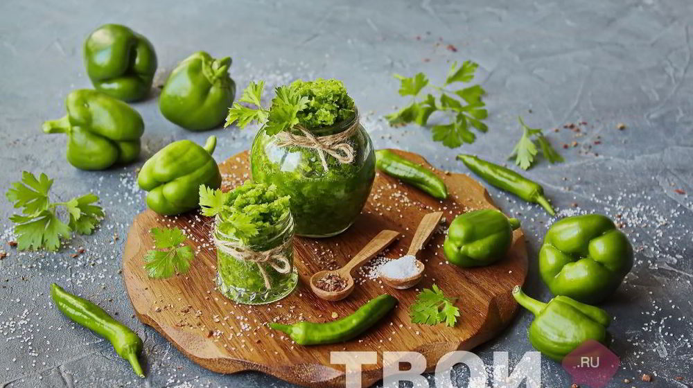 Как приготовить аджику из зеленого перца