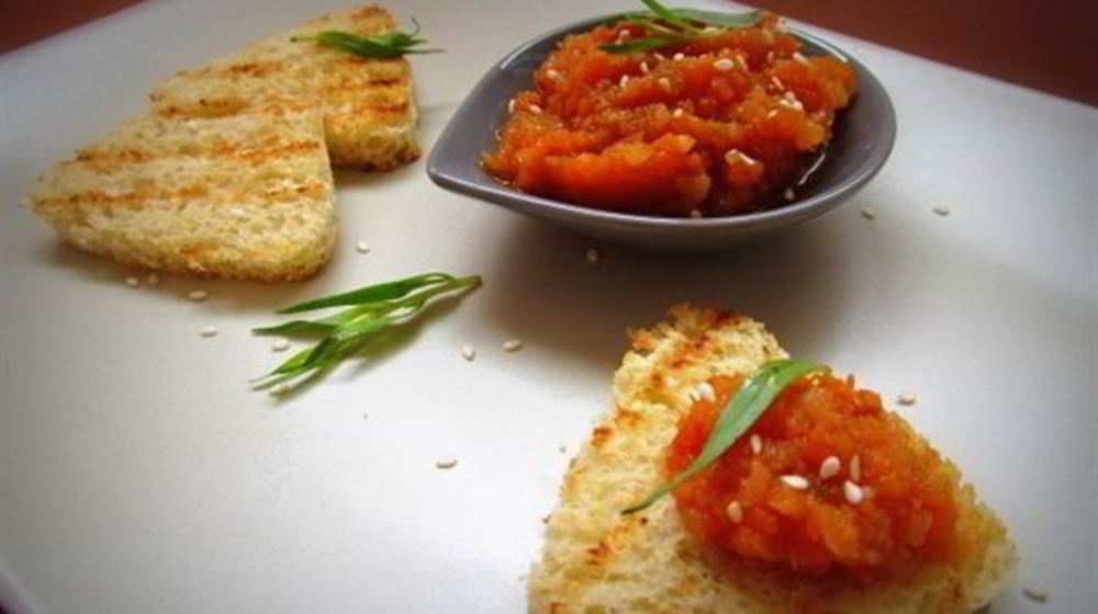 Как приготовить аджику по-русски