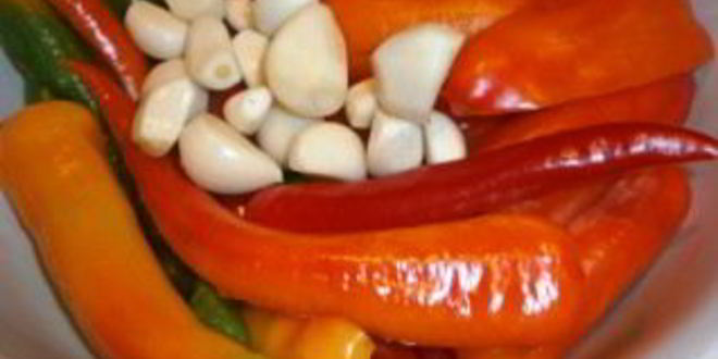 Рецепт аджики с хреном и помидорами