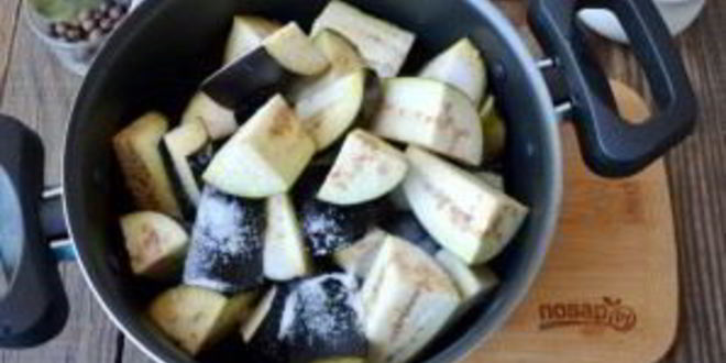 Рецепт баклажанов под грибы на зиму