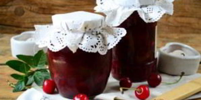 Рецепт джема из вишни с косточками