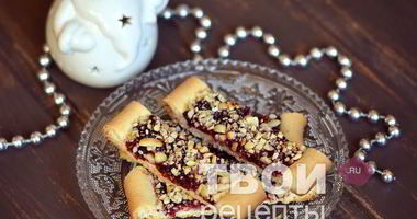 Рецепт Песочных полосок с джемом и орехами