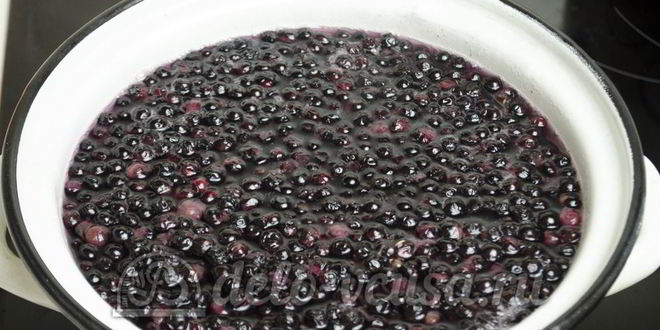 Рецепт компота из черники