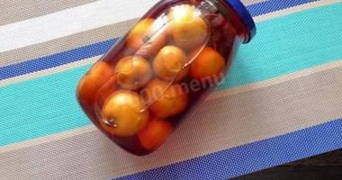 Рецепт Компота из ранеток и сливы