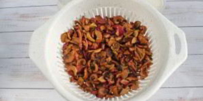 Рецепт компота из сушеных яблок