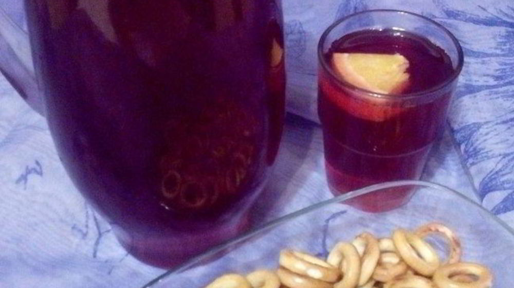 Как приготовить компот из замороженных ягод