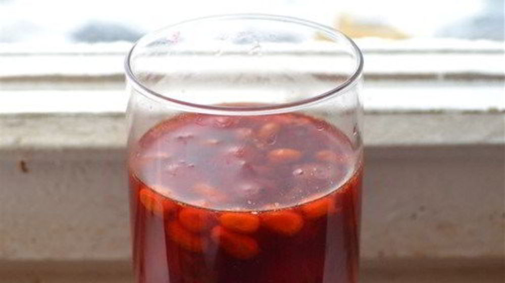 Как приготовить зимний компот из вишни и облепихи