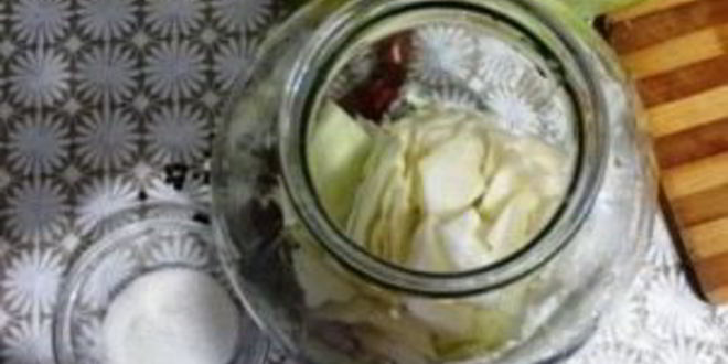 Рецепт квашеной капусты со свеклой
