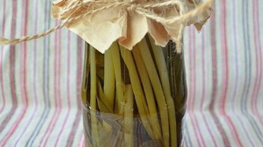 Как приготовить маринованную черемшу