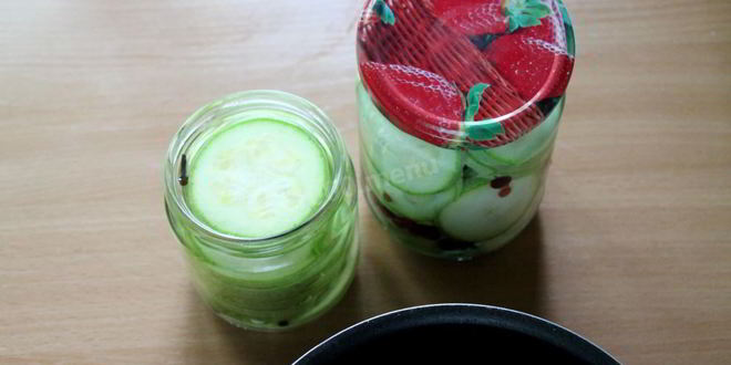 Рецепт маринованных кабачков дольками на зиму