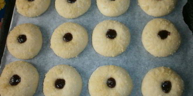 Рецепт булочек с повидлом и штрейзелем