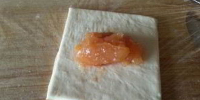 Рецепт булочек с повидлом из дрожжевого теста