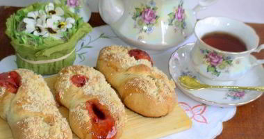 Рецепт Латвийских булочек с повидлом