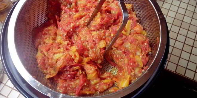 Рецепт помидоров в собственном соку