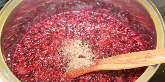 Рецепт брусничного варенья с грушей