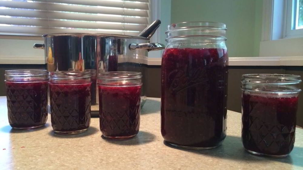 Как приготовить простое малиновое варенье пятиминутка