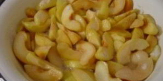 Рецепт варенья из айвы с косточками