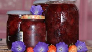 Рецепт Варенья из клубники и ревеня