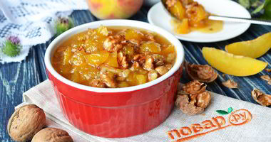 Рецепт Варенья из персиков с грецкими орехами