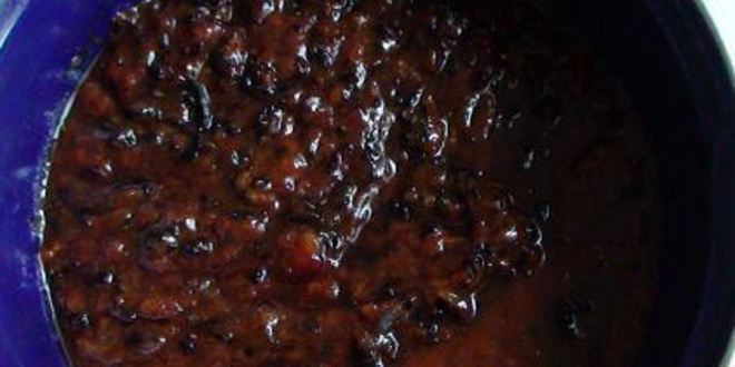 Рецепт варенья из слив с орехами, имбирем и корицей
