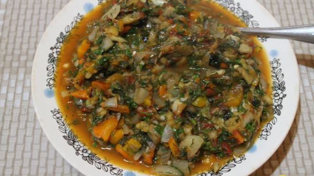 Как приготовить аджапсандал на мангале