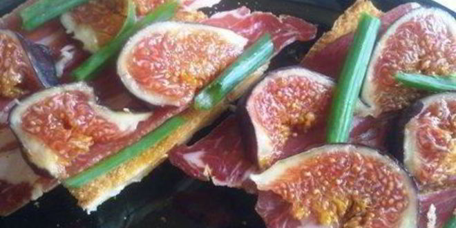 Рецепт брускетты с инжиром и пармской ветчиной