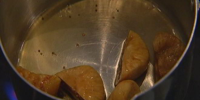 Рецепт брускетты с инжиром, яблоком и сыром