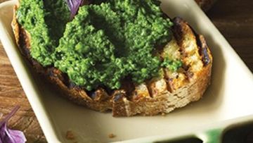 Рецепт Брускетты с кремом из шпината