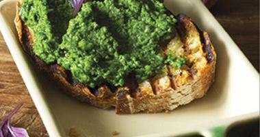 Рецепт Брускетты с кремом из шпината