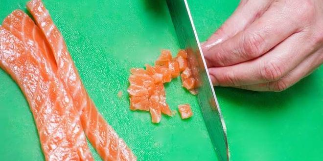 Рецепт брускетты с лососем